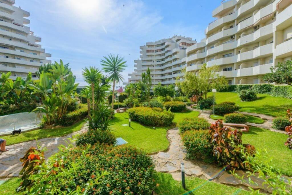 Apartamento 215. Primera Linea De Playa. بينالماذينا المظهر الخارجي الصورة